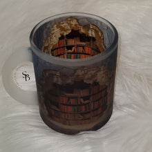 Laden Sie das Bild in den Galerie-Viewer, 3D-Bücherregal-Tasse
