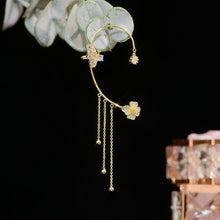 Laden Sie das Bild in den Galerie-Viewer, Elegante Schmetterlings-Blumenohrringe mit Quasten
